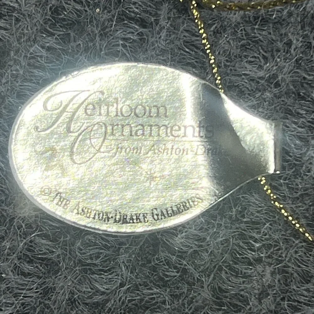 Thomas Kinkade items are